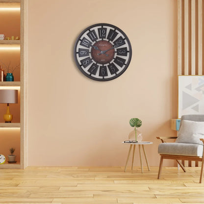 Oval wall clcok