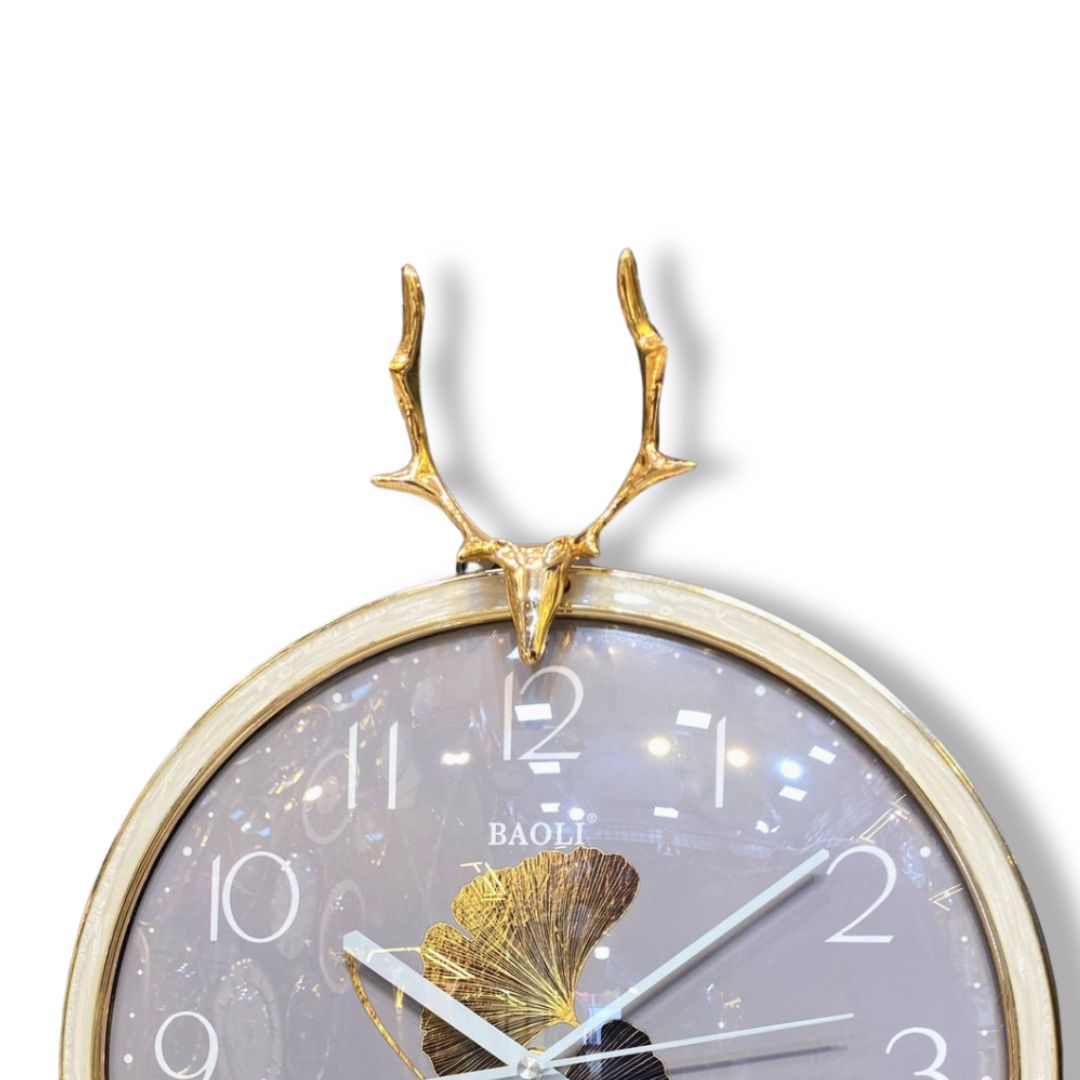 Antique Elegance wall clock