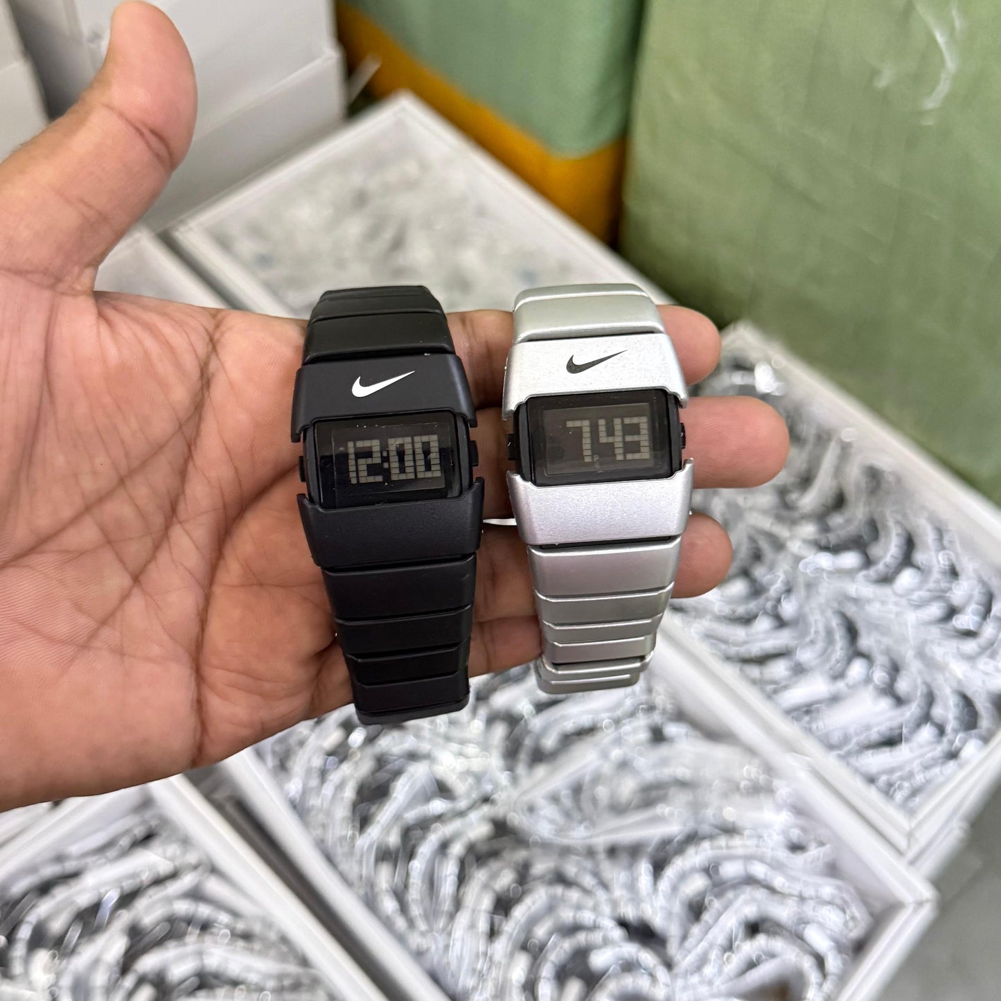 NIKE D-LINE DIGITAL