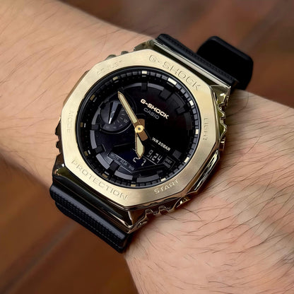 GM-2100 GOLD BLACK DIAL METAL BODY