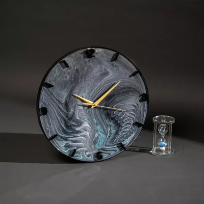 Resin Rhythm clock
