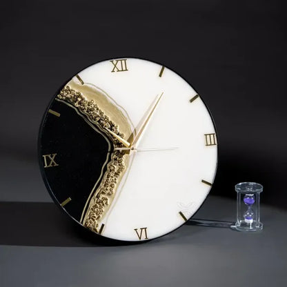 Timeflow resin clock