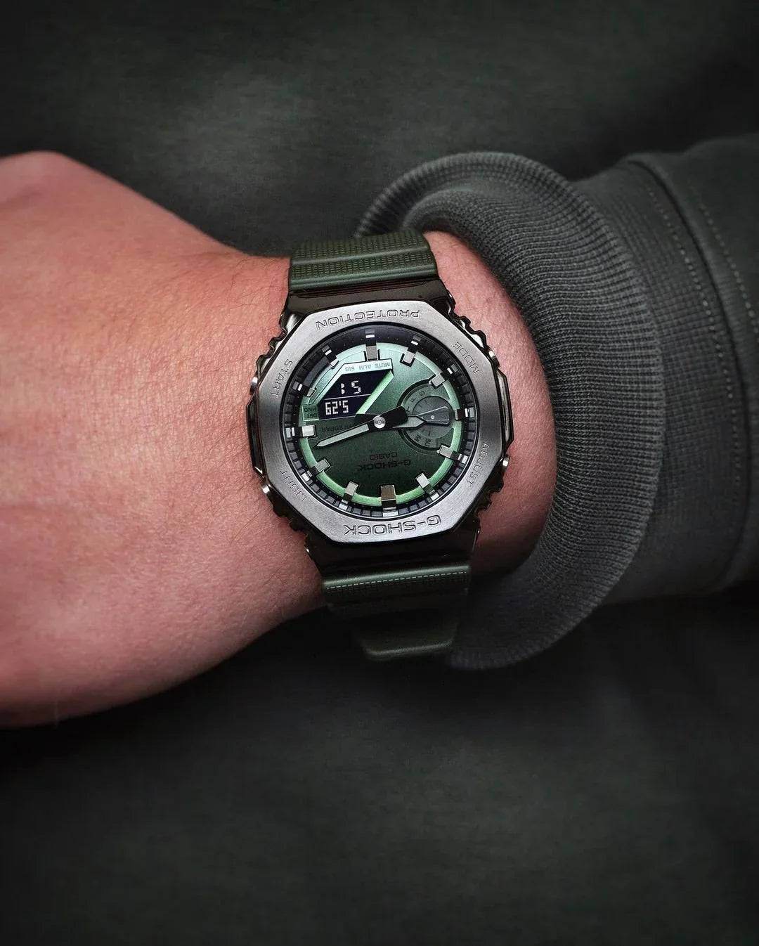 GM 2100 GREEN METAL BODY