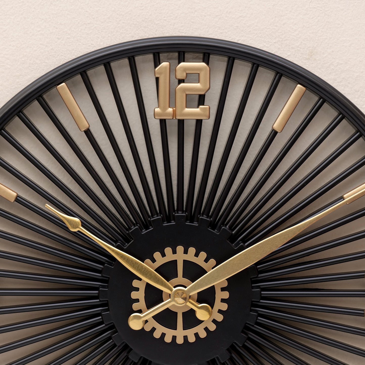 Cyclo wall clock