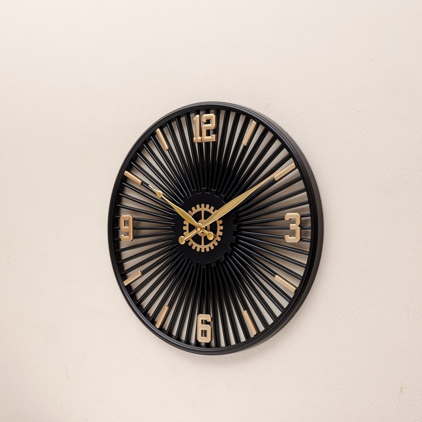 Cyclo wall clock