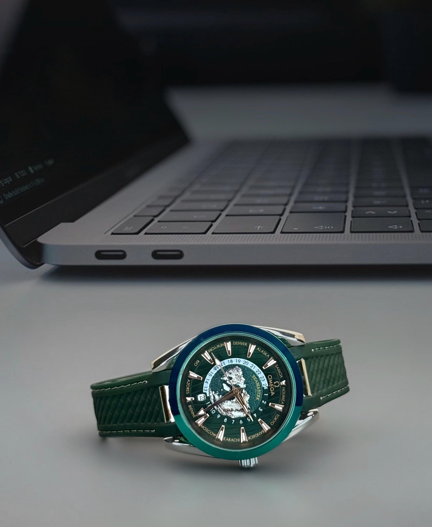 OMEGA SEAMASTER AQUA TERRA FULL AUTOMATIC WITH OPEN BACK MACHINE
