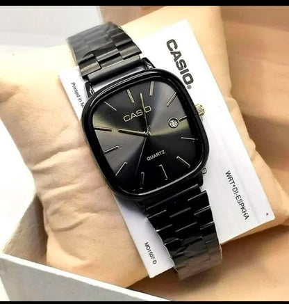 QUARTZ VINTAGE WATCH